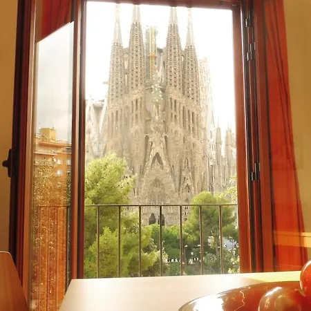 Absolute Sagrada Familia דירה ברצלונה