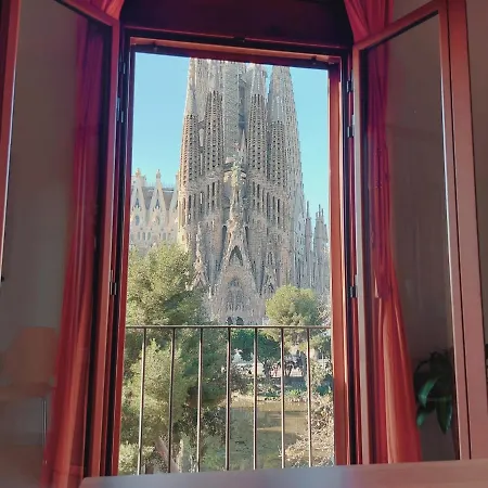 Absolute Sagrada Familia דירה